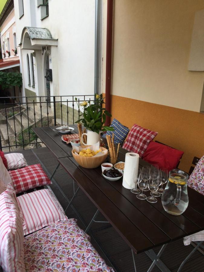 Sklep U Hrabalů Apart otel Hustopeče Dış mekan fotoğraf