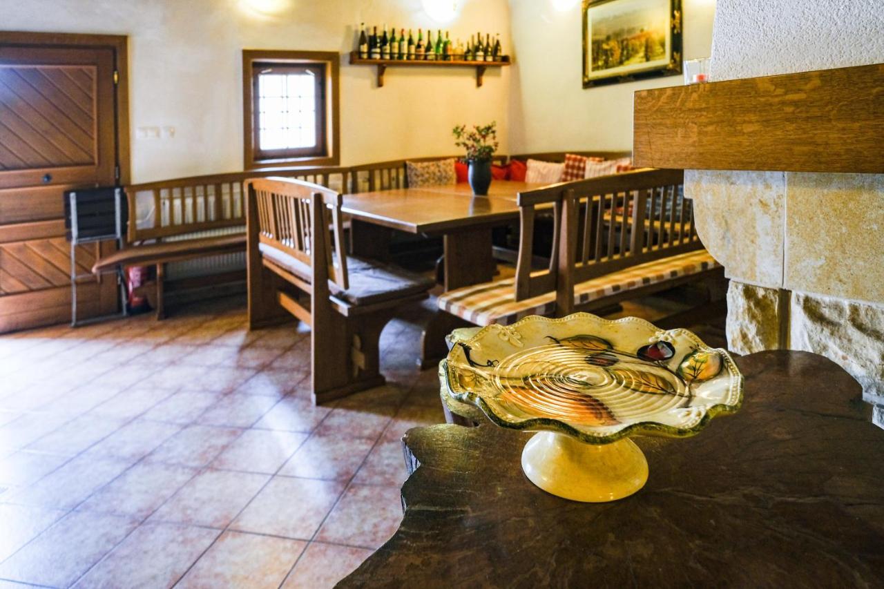 Sklep U Hrabalů Apart otel Hustopeče Dış mekan fotoğraf